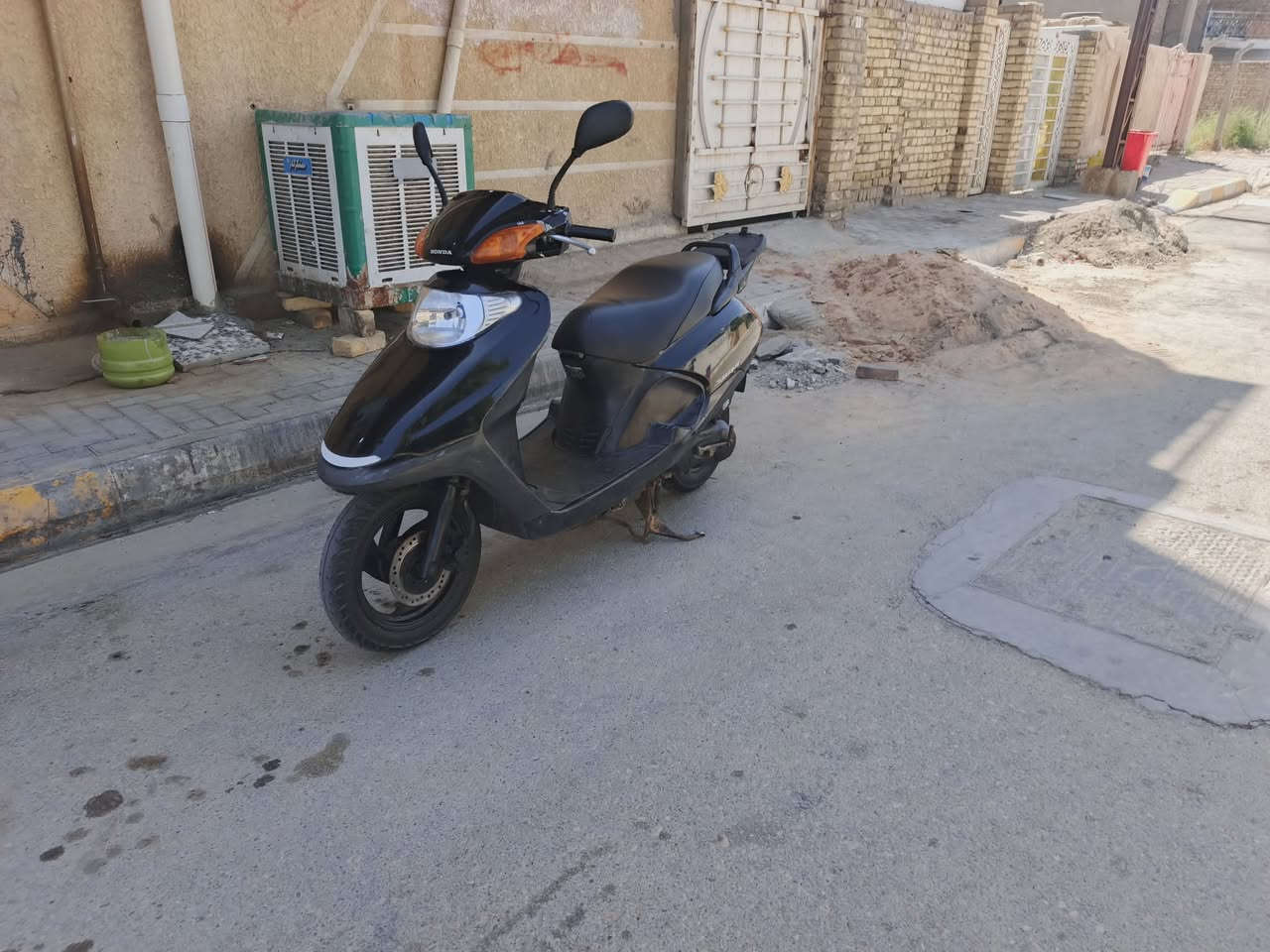 درجة سبيسي ياباني كفرات وكابريتر اصليه مختمه ياباني كل نقص مبيه قفل صندوق شغال قفل سكان كهربايات كله شغال بلاديه مكينه ناعمة فول فول الهاتف *********** المكان كوت الزهراء
