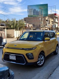 ٢٠٢٠ • مكينة ٢٠٠٠ • باب خلفي مبدل