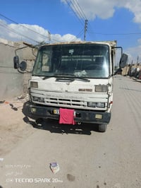 نيسان البيع سيارة مكفولة من دعامية الى دعامية رقم دولي شرط  تحويل سعر ...