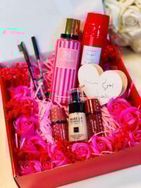 عيد الام • بوكسات هدايا • توصيل كل العراق