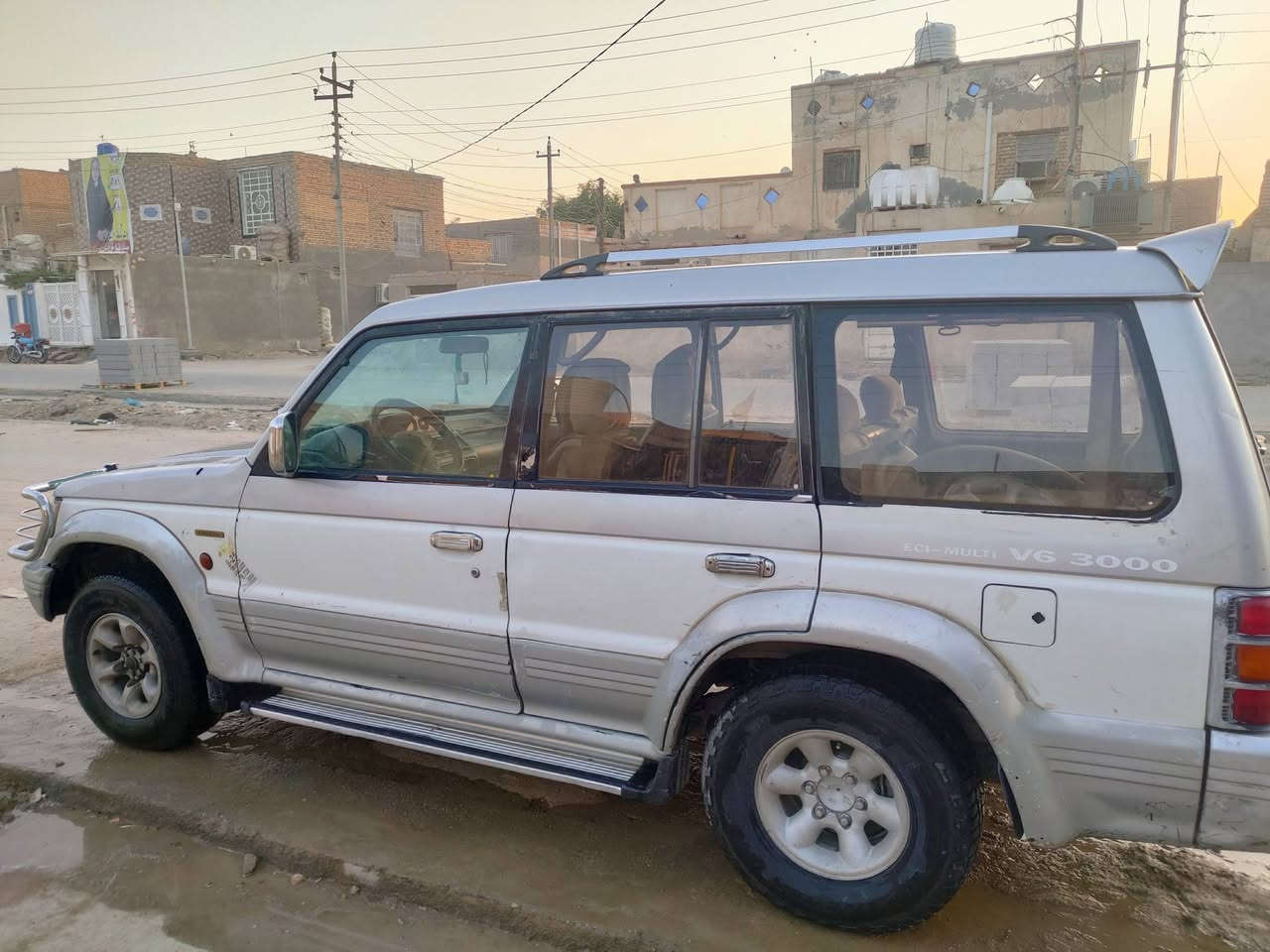 السلام عليكم
باجيرو 95 

مكينه وكير بطه 2500

رقم انكليزي 

سنويه جديده بسمي مداور ثاني يوم 

مكاني شطره 

***********
