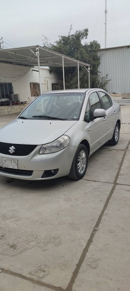 السلام عليكم للبيع سوزوكي sx4 موديل 2009 استلام الشركة العامة  خليجي رقم بابل مكفولة من الصبغ والبارد والتبديل على وضع الشركة رقم بابل متواجدة في بابل حي الصحة للاستفسار ***********
