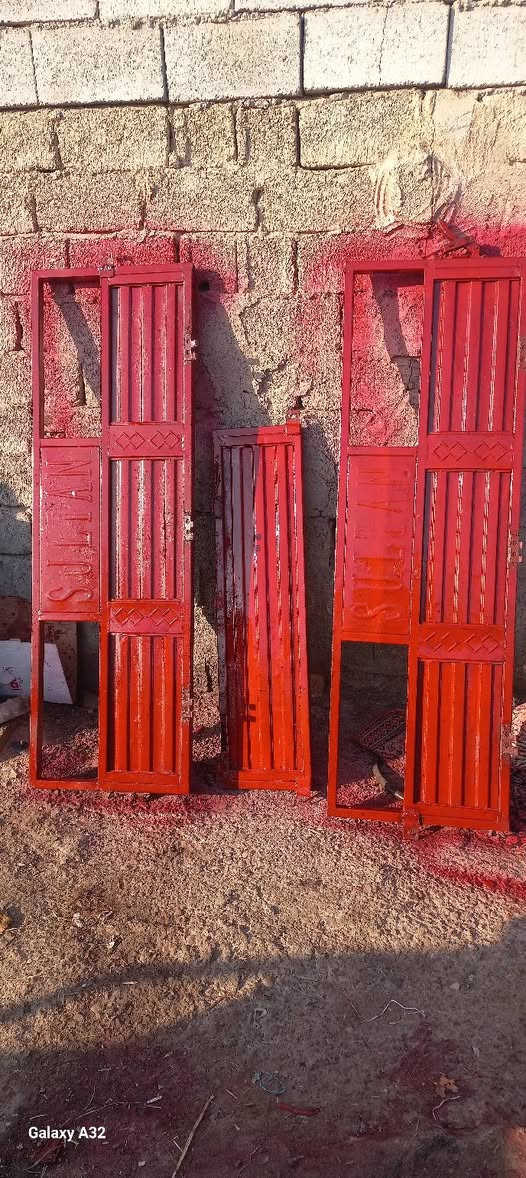 صفاحيات هنه والباب للبيع السعر١٦٠وبيه مجال المكان العماره القادسية الرقم ***********#***********
