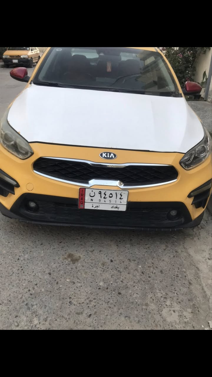 كيا فورتي موديل ٢١ وارد امريكي ماشيه ٤٩ حادثهه موضح بلصور تبديل ٣ قطع احلى من صور كير ومحرك مكفولات كهربائيات كلهه شغاله كل نقص مابيهه بس الصدر يرادله شويه ترتيب وهم نتفق عليه سياره باسمي تحويل ثاني يوم السنويه ماساقطه بعدهي رقم بغداد وبلعافيه عل ياخذهه مكاني بغداد شعب موجود فيس واتصال *********** السعر ١١٦ وبيهه مجال حك الجيه ولماعنده يجي ياخذ ويروح
