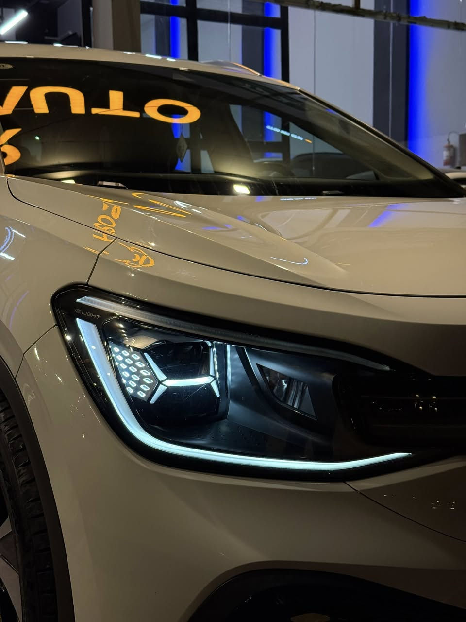 volkswagen ID6 for sale 🔥🔥
pure + 
model : 2022 
64,000 km royshtwa 
battery : 84.8 kw 
price : *********** / ***********
