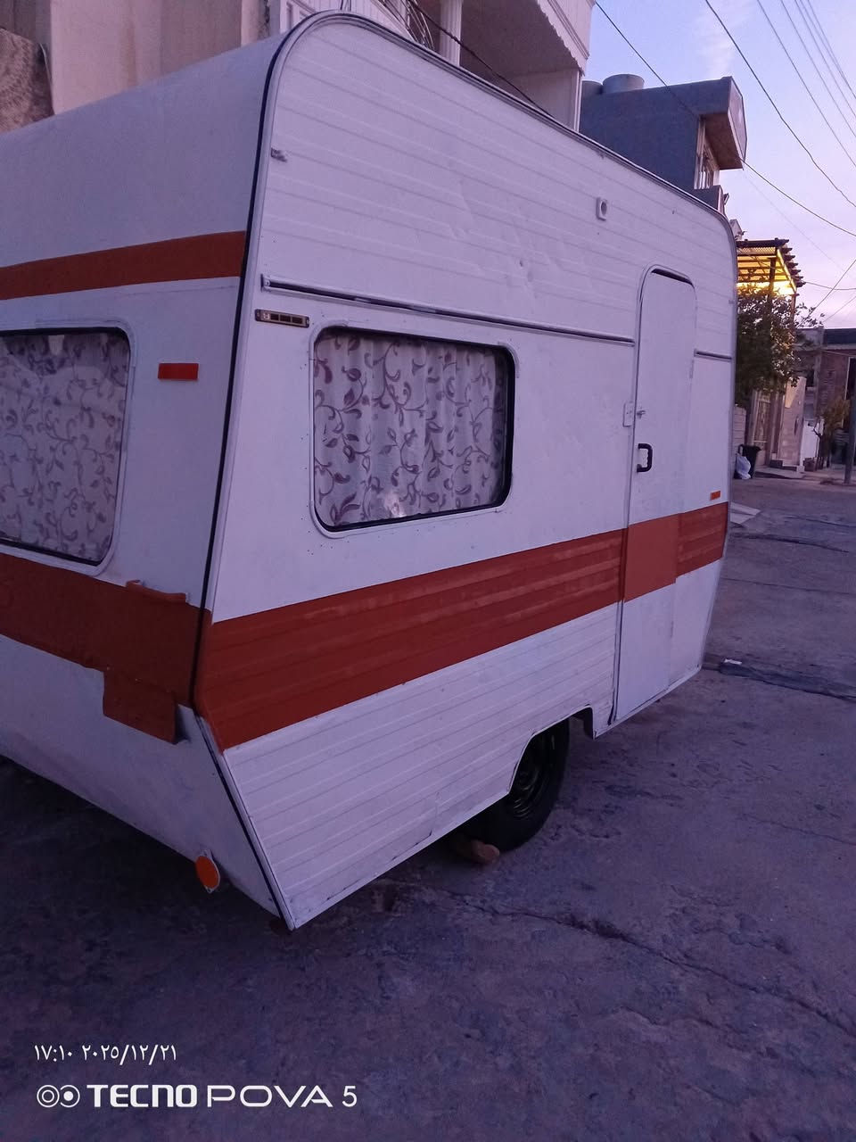 بیع باقساط 
کرفان اوروبي مخصص لوجبات الخفیفة 2 × 4 
سعر الکلي 10 $ ورقات 
مقدمة 300 دولار
قسط شهري 100 دولار
اربیل  ***********
