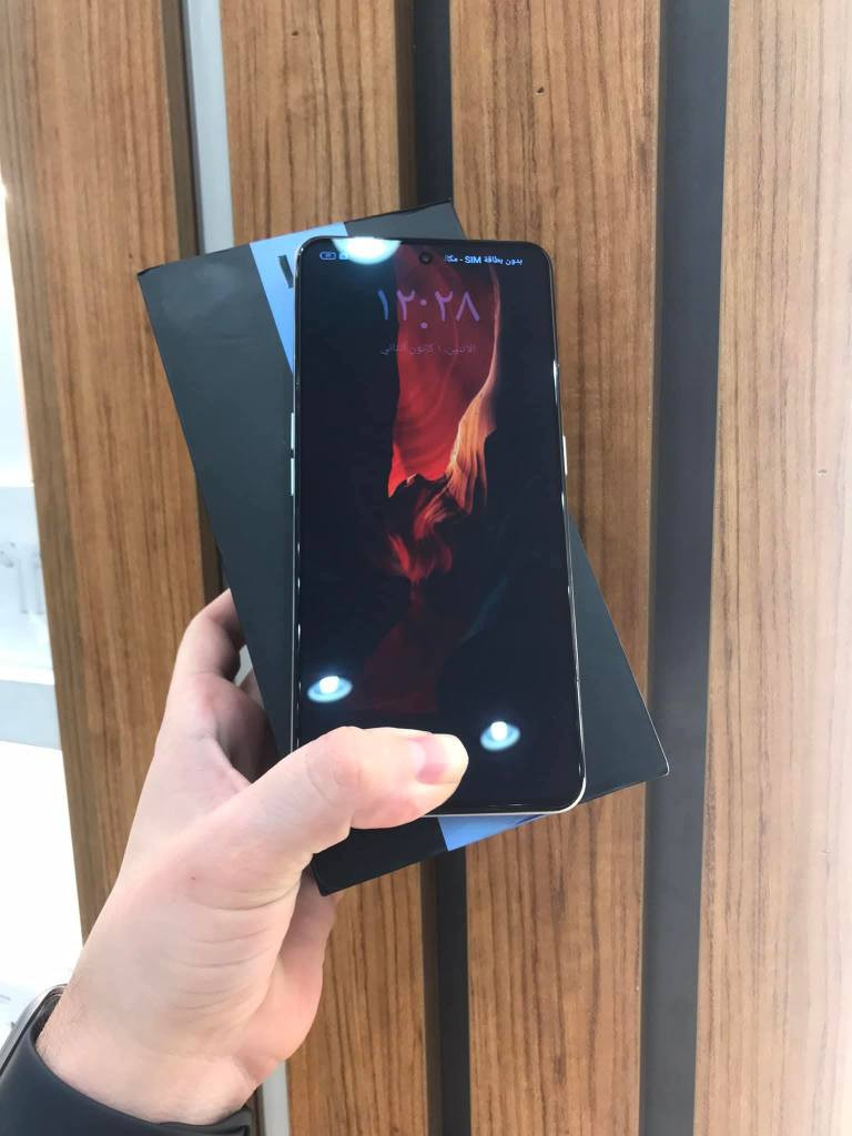 للبيع او مراوس realme GT Neo5 SE
ذاكره 1 تيره عشوائية 16 جهاز بعده جديد مستعمل شهر واحد  جهاز بي ميزه حلوه يسجل صوت مكالمه سعره 340
•• شاشة امولد 144Hz
•• معالج سناب دراغون + 7Gen 2
•• رام 16GB وتكدر تضيف 12GB بعد (28GB)!!
•• ذاكرة 1 تيرا 1TB !!!
•• بطارية 5,500mAh وشاحن 100W
•• صوت ستيريو
•• ظهر من الجلد النباتي
•• كاميرا 64 كربلاء, العراق


**إذا كنت صاحب هذا الإعلان وتريد حذفه لأي سبب، رجاءا أرسل رسالة إلى الدعم الفني**