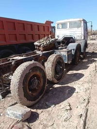 سياره فرنسيه موديل 93عقرب الشراي يتصل على هاذه الرقم 07803012936