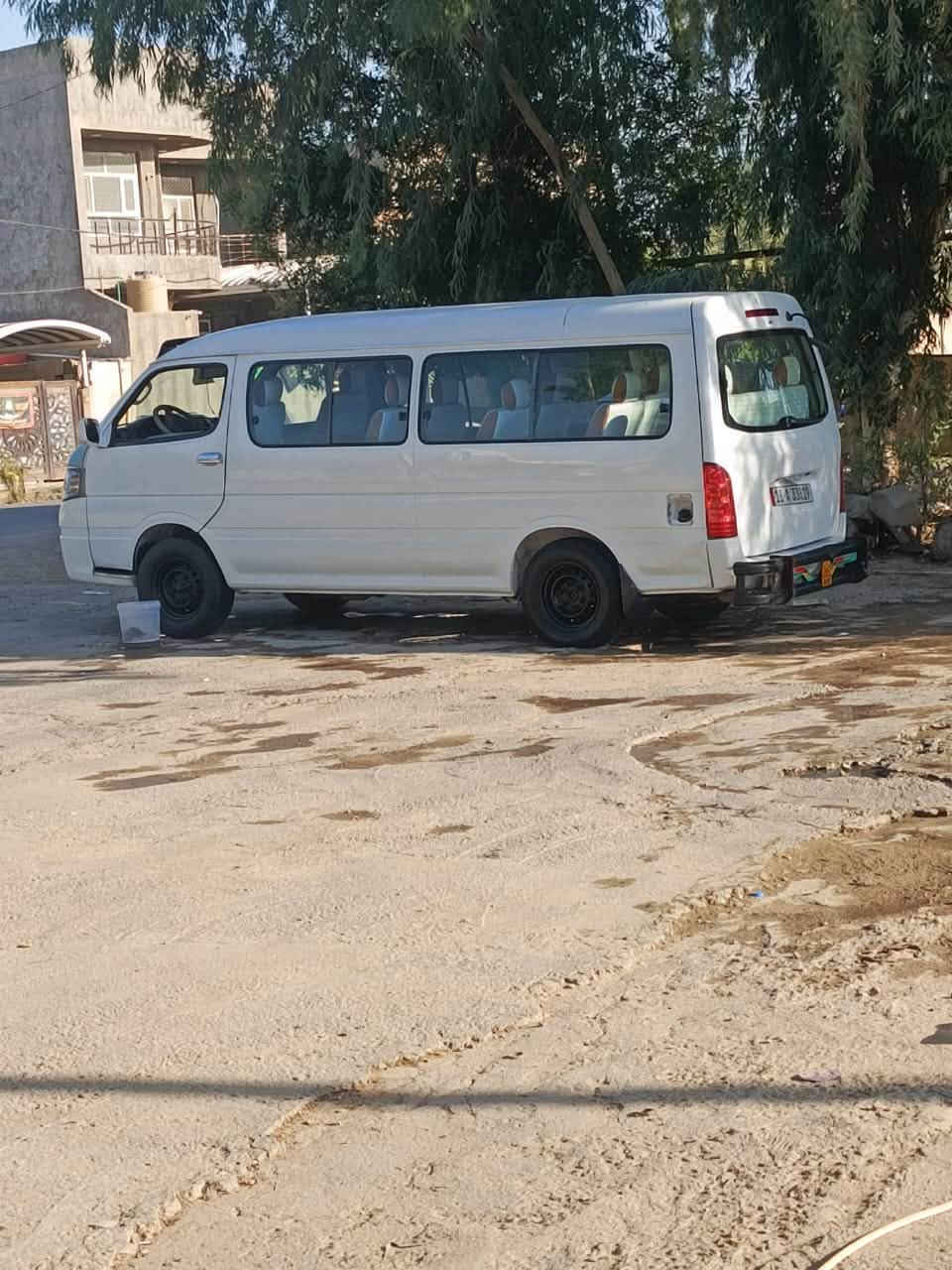 السلام عليكم جنبي H1 البيع مكينه جديده صالي سبوع من شاده كير جديد حداديه جديته السياره خير من الله رقم بابل سنويهال29 سياره ماعيزه شي وجاهزه بيه صبغ بجنطه وبيه طخه بل حجل جوه قبق البانزين مكاني بابل رقم راعيه ‭***********‬
