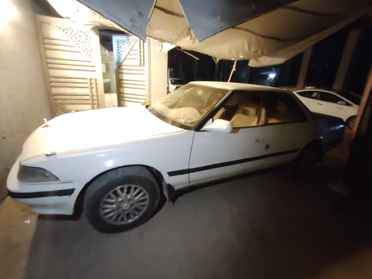 مارك عظم للبيع 
مارك موديل 92 رقم بابل انكليزي باسمي  مكفولة كفالة عامة  من كير ومكينه وحدادية من الكص ونقل جثه والضربة  محرك ونجي ناعم  كربائيات كلها جديدة سياره احلى من الصورة 
السعر 37 وبيها مجال 
***********
