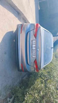 لنتره ٢٠١٧ رقم انكليزي بغداد بأسمي  . سيارة نضيفة ماشيه ١١٣ ميل مواصفا...