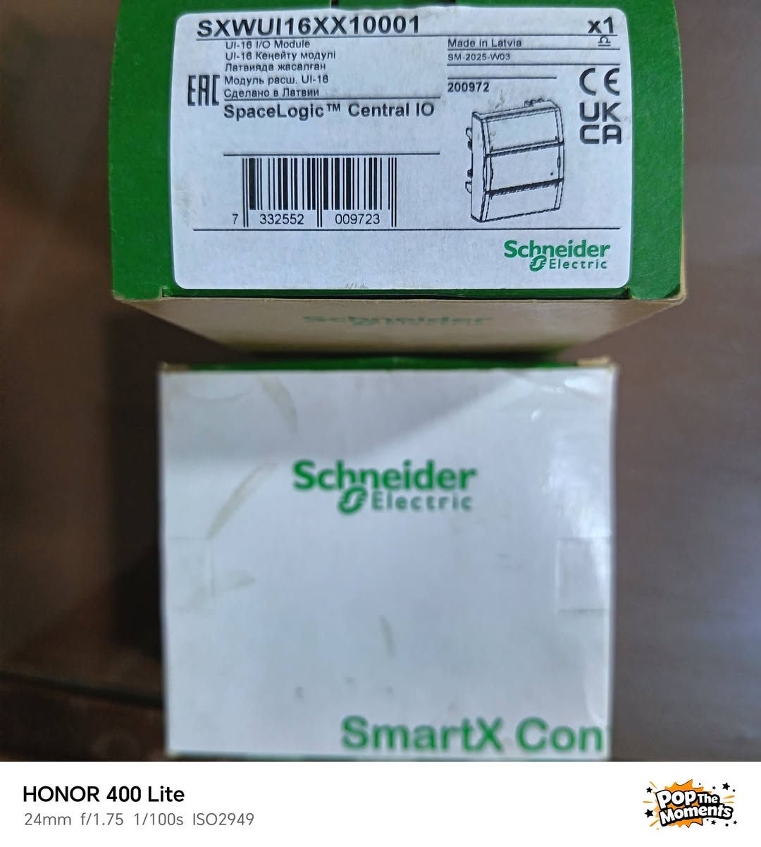 🔥 للبيع | Schneider SpaceLogic BMS Modules 🔥

متوفر وحدات أصلية من Schneider Electric لأنظمة Building Management System (BMS).

✅ SXWU16XX10001
Universal Input Module

✅ SXWPS24VX10001
24V Power Supply Module

المميزات:
✔️ Original Schneider Electric
✔️ مناسبة لأنظمة Schneider SpaceLogic BMS
✔️ اعتمادية عالية وأداء ممتاز
✔️ مثالية للمشاريع الجديدة، أعمال التوسعة، والصيانة

التطبيقات:
🔹 Building Management Systems (BMS)
🔹 HVAC Automation
🔹 Commercial Buildings
🔹 Hospitals
🔹 Industrial Facilities
🔹 Data Centers

⭐ المنتجات جديدة ولم تُستخدم.

📦


**إذا كنت صاحب هذا الإعلان وتريد حذفه لأي سبب، رجاءا أرسل رسالة إلى الدعم الفني**