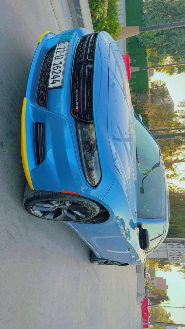 تحيه طيبه للاعضاء . 
جارجر 2023 sxt plus فتحه 
ماشيه 33 الف ميل رقم اربيل بااسمي تحويل ثاني يوم 
سياره جديده لوك شركه بدون ابرباك بدون بجم فقط جاملغ امامي جهه السايق مصبوغ صور الحادث في المنشور 
سستم صوت الباين بلادي شركه 12 سماعه 
شاشه كبيره كار بلي 
كشنات حضن 
سياره استخدام شخصي جدا قليل مماشيه هواي بالعراق بانزين محسن كله اديرلها للاضافه فيها منضومه غاز شاد 
سياره كامله بدون نقص صدر بلادي صوت طكه مابي . السعر 26500 بيها مجال بسيط . اي استفسار الاتصال على الرقم *********** غير متوفر على فيس بوك فقط رقم الهاتف . شكرا جزيلا
