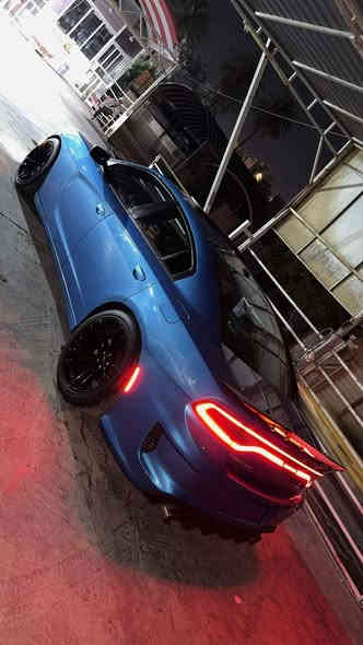 السياره موديل 16 خليجي  مرمزه 22 
السياره عليه برمجه بدبي حته بانزين متصرف السياره 
محرك 5700 
التعديلات شوته رياضي بلكات ريسنگ السياره بيه هدرز گزوز sRt 
السياره فول واحد على واحد 
بيه سستم داخل الجنطه شغل دبي بلاد 
رقم بغداد مداور ثاني يوم اداوره برغي ميبدل بيه السياره جاهزه بس تايرات يرادله

***********
