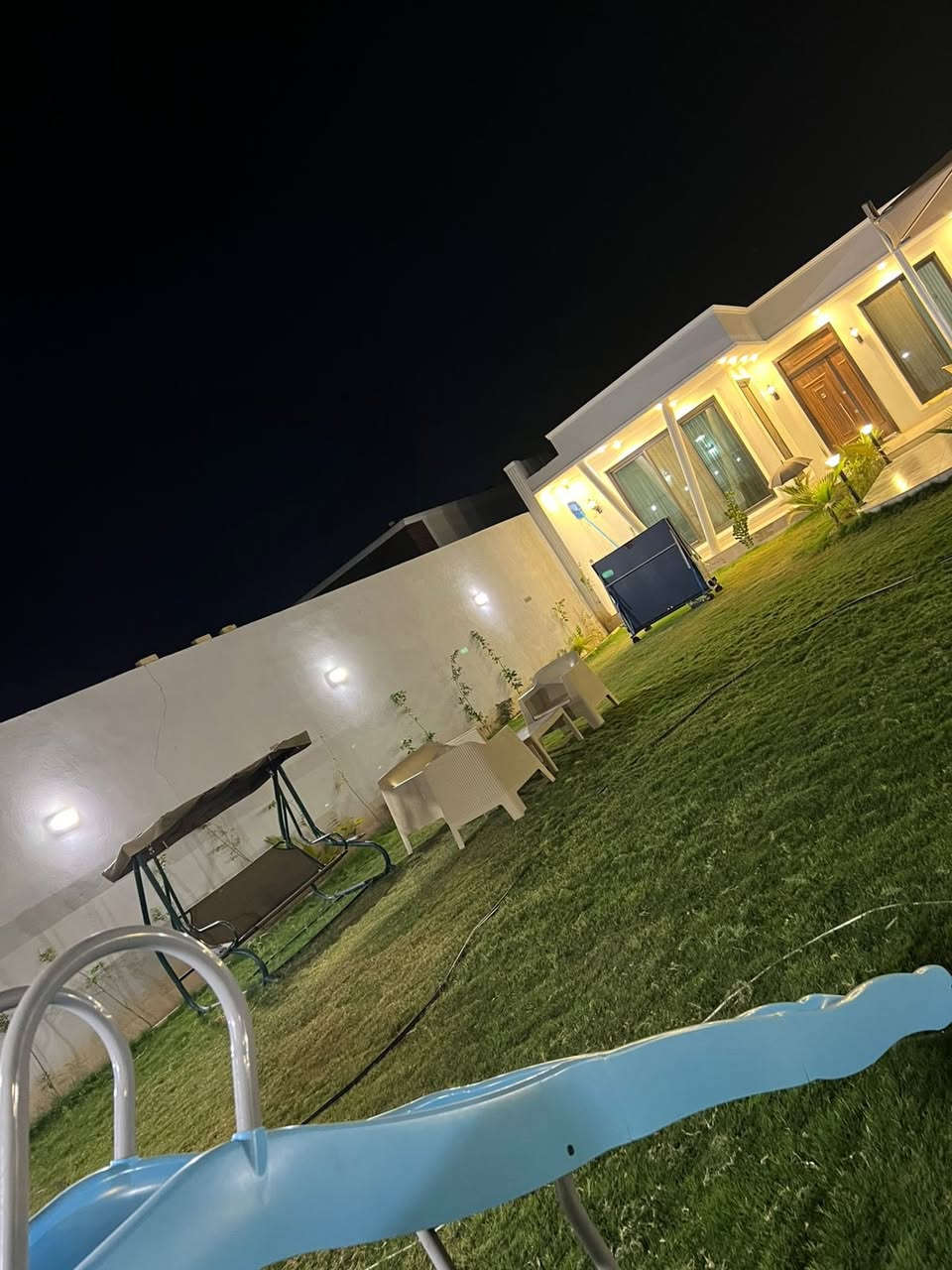 مزرعه للإيجار اليومي المكان بوعيثه للاستفسار الاتصال ***********  مزرعة الرهف موثقه تطبيق اجرلي
