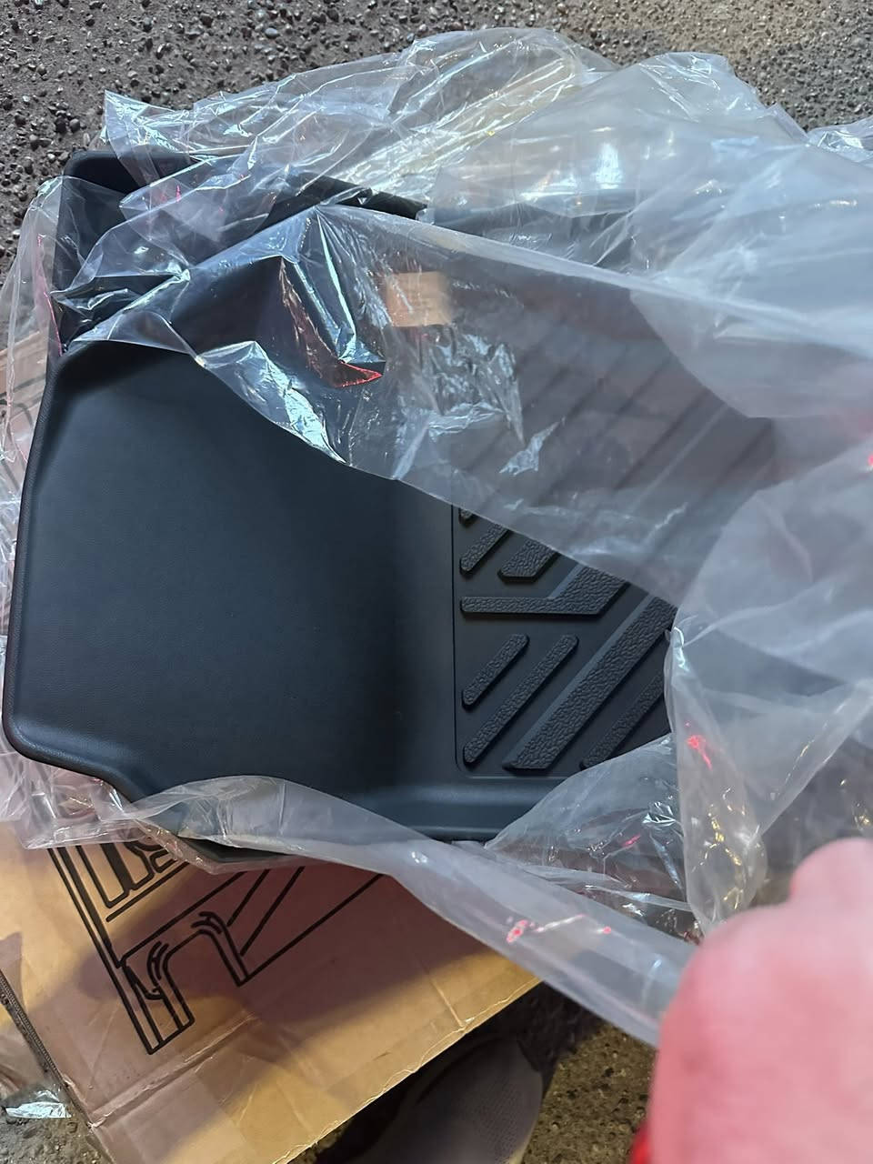 السلام عليكم أخوان ارظية بايك بي جي ٣٠ درجة أولى جايبها اني نموذج جبته شحن جوي عندي حاليا قطعه وحده ب١٠٠$ طبعا هيه صارت عليه اغلى لان وزنها ٥ كيلوات ونص  وان شاء الله بس يفتح الميناء راح يكون سعرها أنسب بس كلكم يعرف شنو الوضع حاليا مع جزيل الشكر ***********
