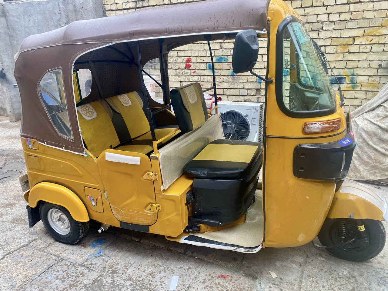 تك تك 21 شهر ال11 داخله ع22 كفاله عامه كشر ومحرك جيب فيتر وفحص ع راحتك هزه جديده صارله 5 ايام مداور ثاني يوم مكاني كربلاء ***********
