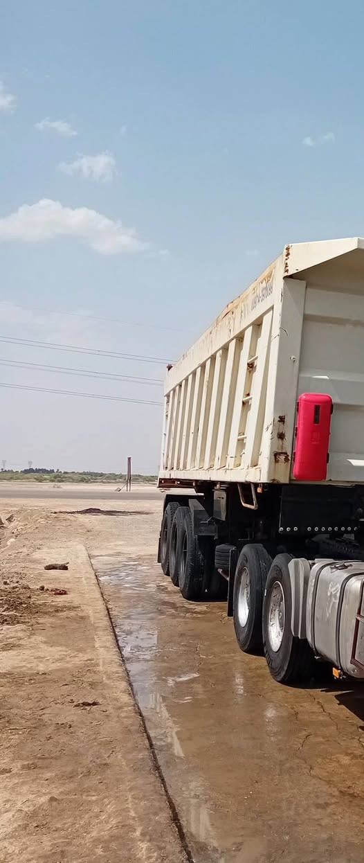 سلام عليكم عربانه ماموت إماراتي عكال عالي الذرعه 46 مكفوله كفاله عامه تخم تاير حداديه جديده ***********

