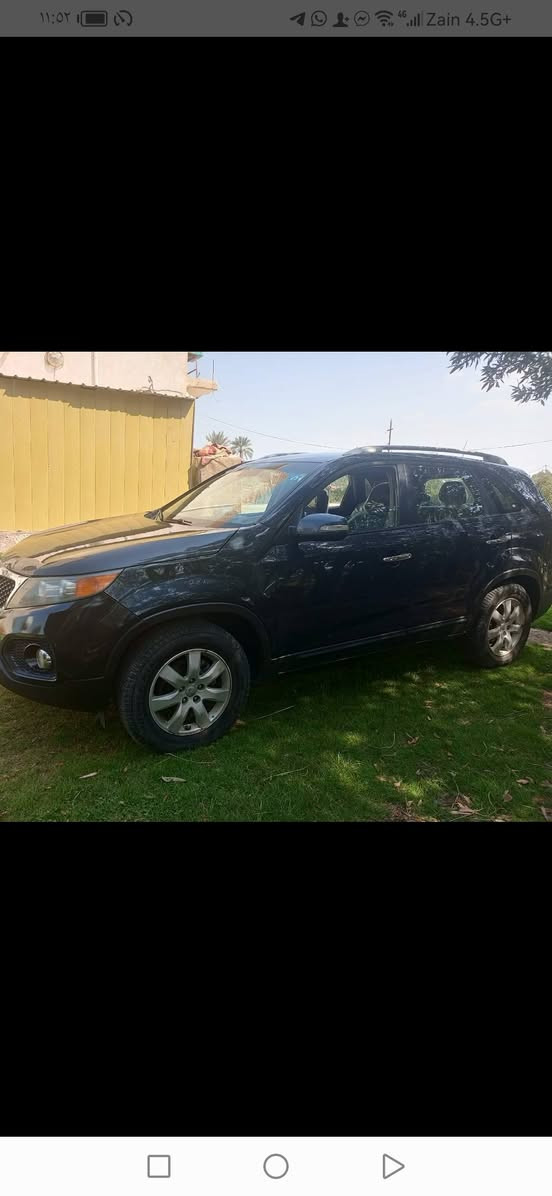 سلام عليكم كيا سورنتو موديل2013 وارد امريكي حادثه بس الدعاميه موجود حادث مرفق بالصوره مكينه2400 رقم بابل الدولي السياره مالبيت سياره جاهزه موصفاتها شاشه كبيره كامره دواره تدفه كشنات قطعتين تبريد حساسات اماميه خلفيه.  السعر127 وبيه مجال    رقم التلفون ***********  مكان السياره بابل مشروع المسيب
