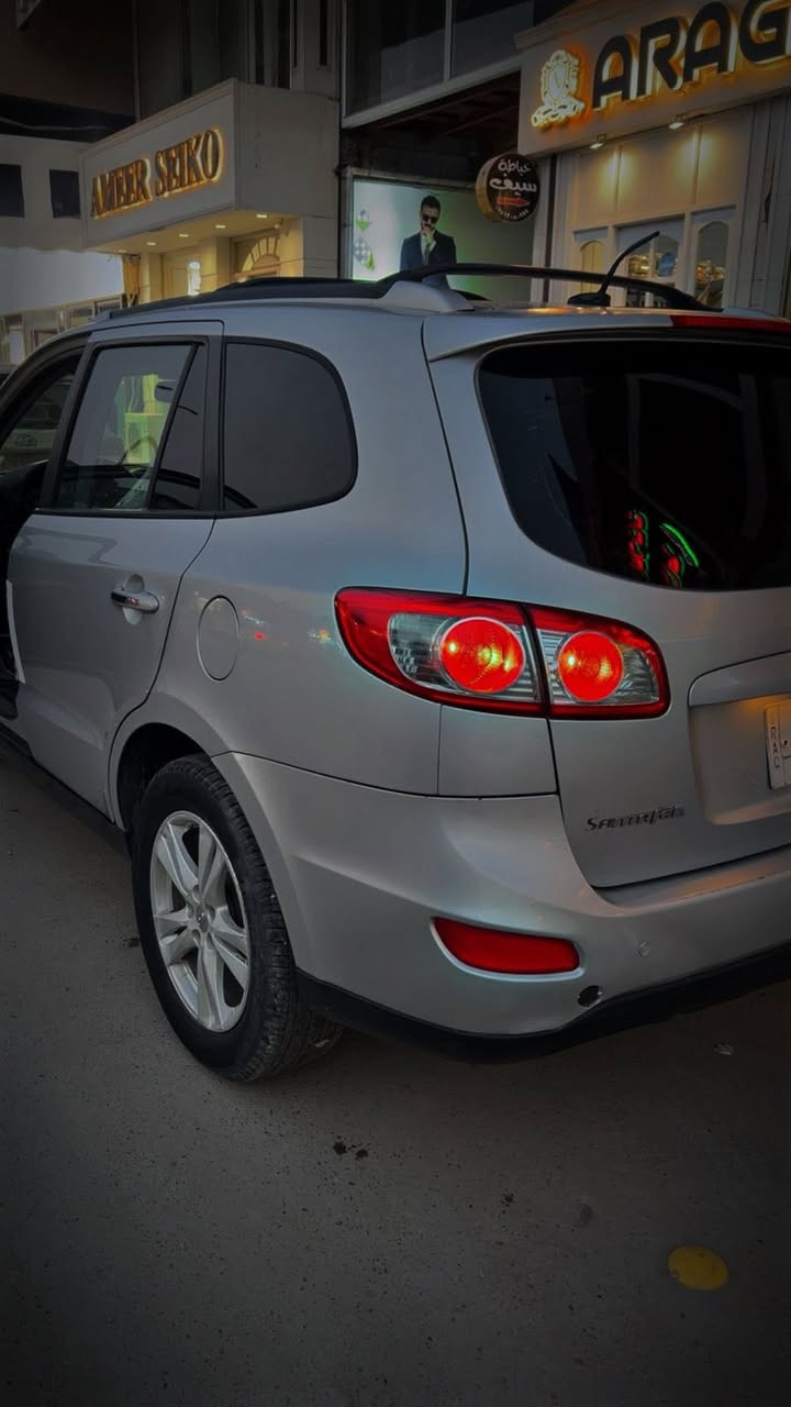 سنتافي موديل 12 امريكي
محرك دوش اصل 

سياره جاهزه ع اخر حبايه 

رقم بابل 

2400

بيه 3 قطع جاملغ وبيبان  بدون دواخل 

مكانه حله

اتصال ***********

واتساب ***********
