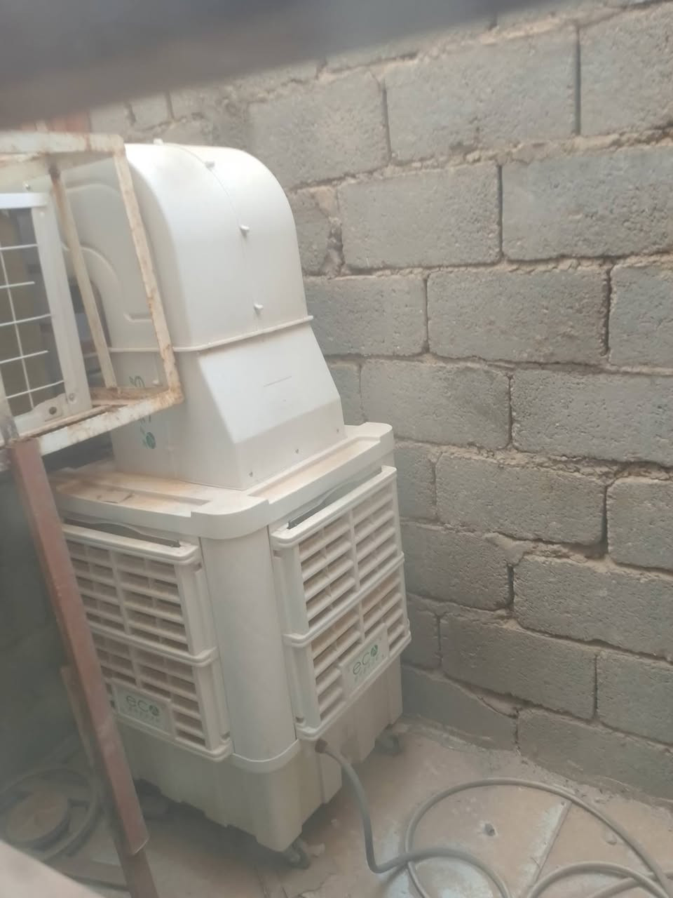 مبردة كمفيرة اخت جديدة للبيع سعر ٢٢٠


**إذا كنت صاحب هذا الإعلان وتريد حذفه لأي سبب، رجاءا أرسل رسالة إلى الدعم الفني**