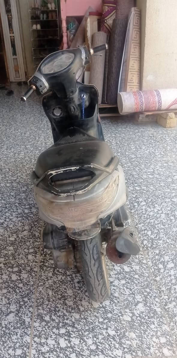 782 221 8241
السعر 200
