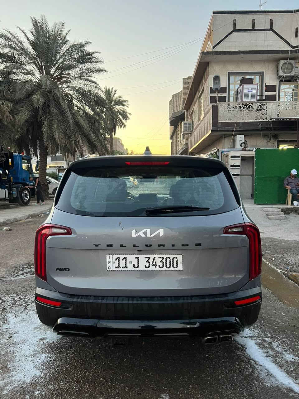السلام عليكم تولرايد فول موصفات سياحي VIPموديل 22
ماشيه 68 ميل 

رقم الشاصي مرفق ويا الصور 

جنطه وبنيد مبدل 

السعر 220 وبي مجال 

***********
