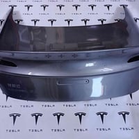 مكتب السند لقطع غيار سيارت تسلا باب جنطه تسلا 3 2024 07707190642