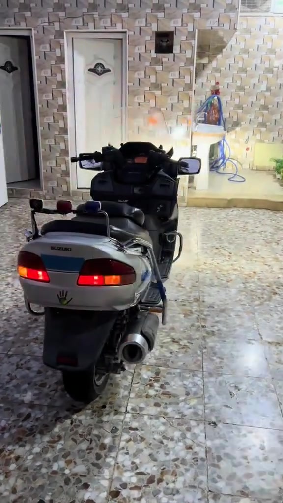 سكاي ولف 650كفاله دراجه نضيفه روح افحص وين ميعجبك مكينه وكير كفاله للبيع ب13وبيهة مجال حك الجيه ولستفسار ***********
