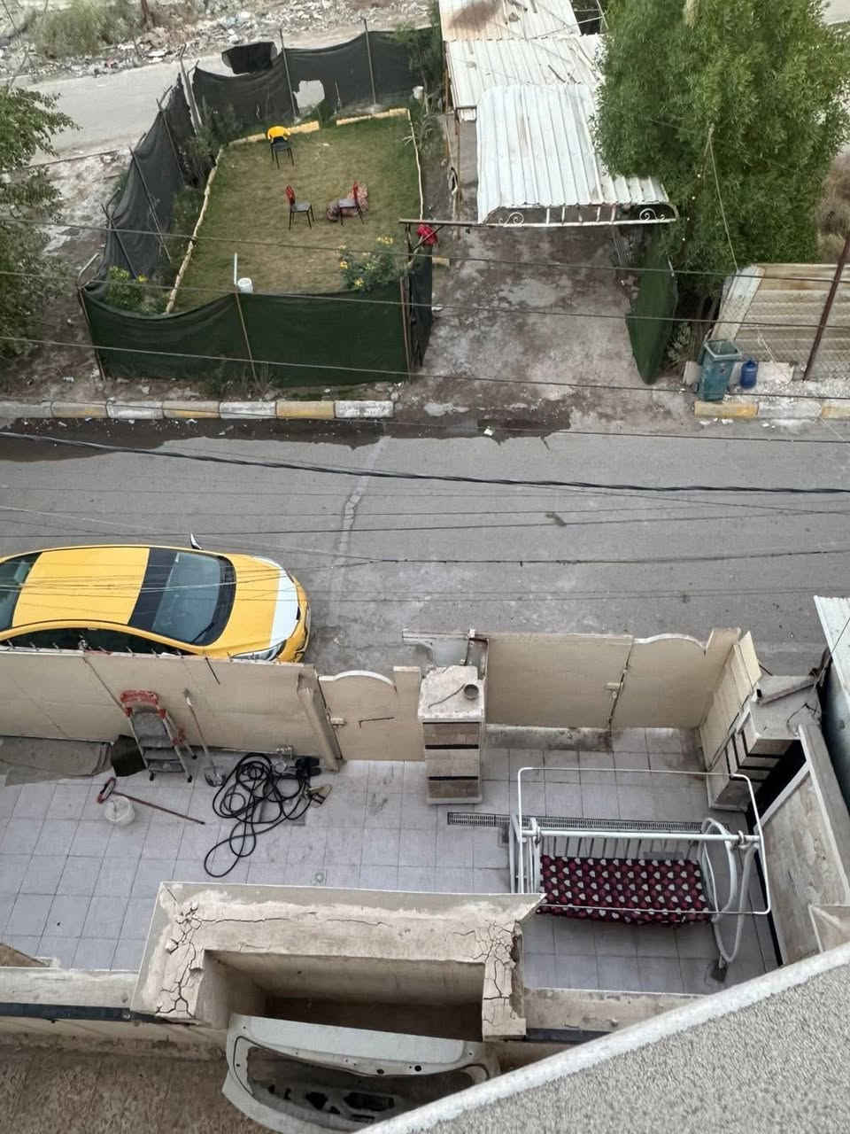 دار للبيع(حي رافدين ). مساحه ٦٦ واجهه  ٤،٤٠  نزال  ١٥ 

طابق اول يحتوي على طرمه واستقبال وغرفه و ترك خلفي 
طابق ثاني غرفه نوم كبيره وبالكون 

للاستفسار الاتصال 
 *********** واتساب
  ***********
