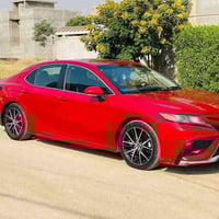 كامري SE پلاص • ٢٠٢٣ • بدون صبغ