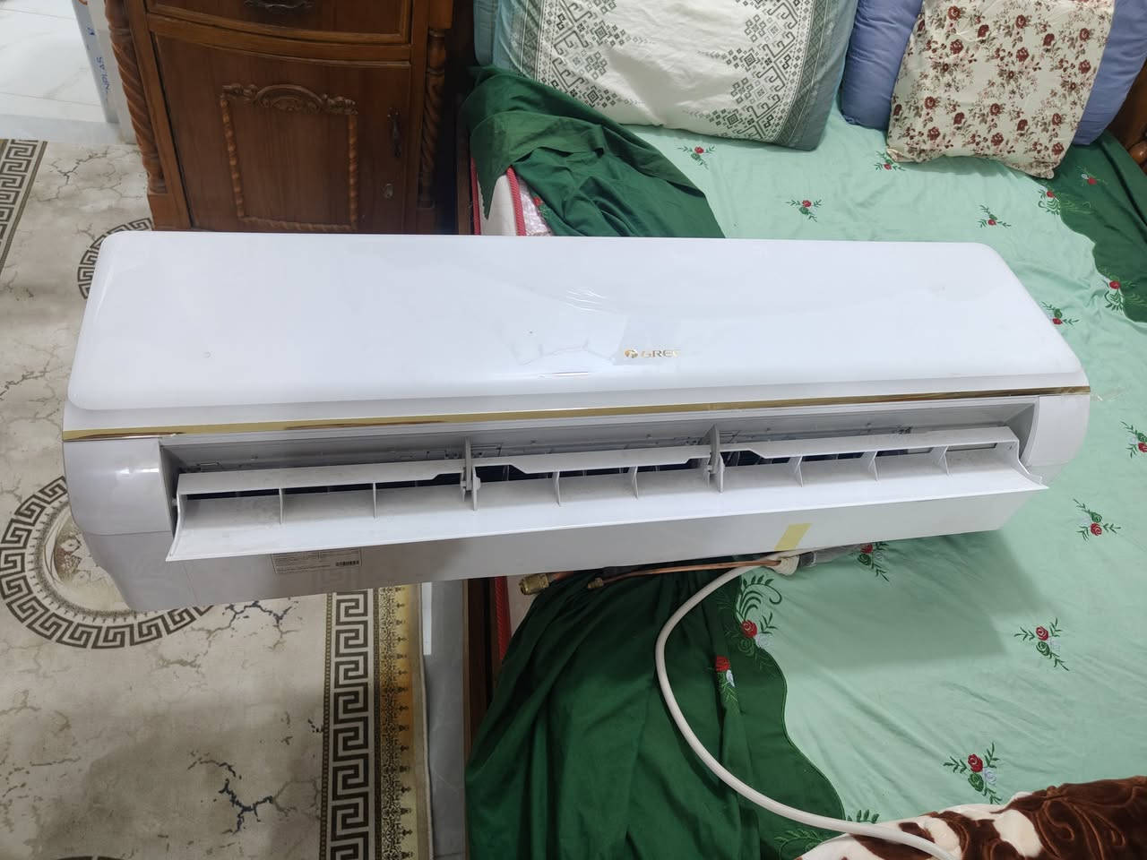 السلام عليكم سببت للبيع مستخدم سبوع واحد فقط مثل ما موضح بل الصورة نضافته ميه بل ميه شغال غازه مضبوط المكان أبو غرق ***********
