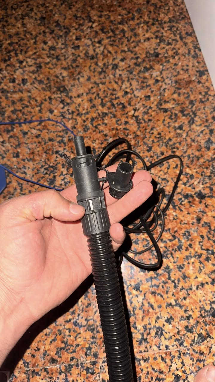 منفاخ حجم كبير يستخدم لنفخ الخيم و الزوارق وغيرها نضام ١٢فولت ع جداحه السياره سعره ٣٥


**إذا كنت صاحب هذا الإعلان وتريد حذفه لأي سبب، رجاءا أرسل رسالة إلى الدعم الفني**