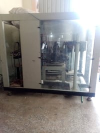 عندي سصفاطه يرانيه البيع يرغب يشتري ينتصل على هذا الرقم 07702534583