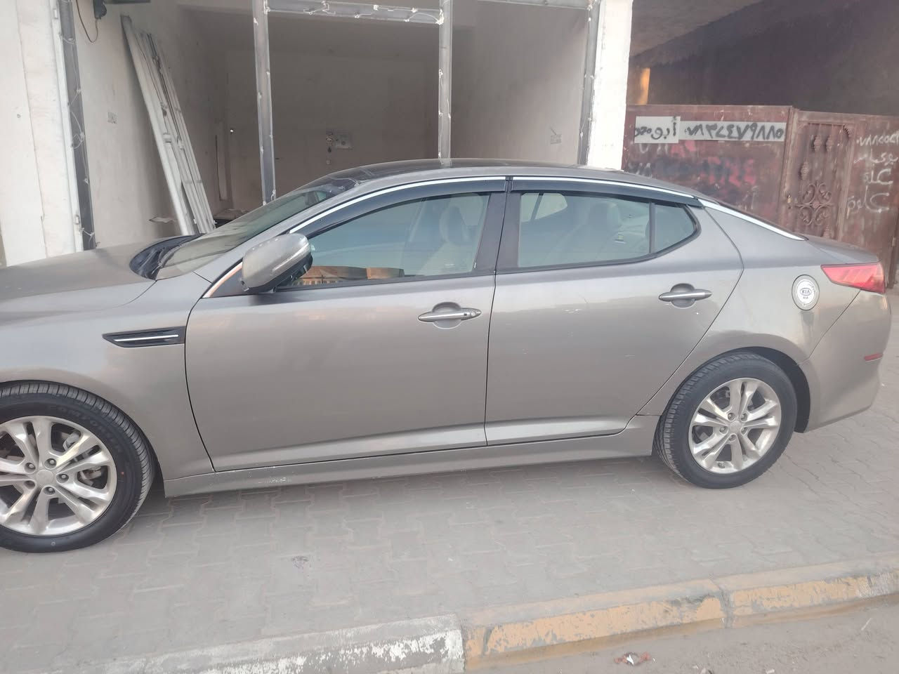 السلام عليكم اوبتيما مديل 15 وارد أمريكي فول واحد على واحد حادثة جاملغ وبنيد وبية رشات صبغ ابيعك احزام راقم بغداد بسمي العنوان السماوة *********** السعر 100 وبية مجال قليل
