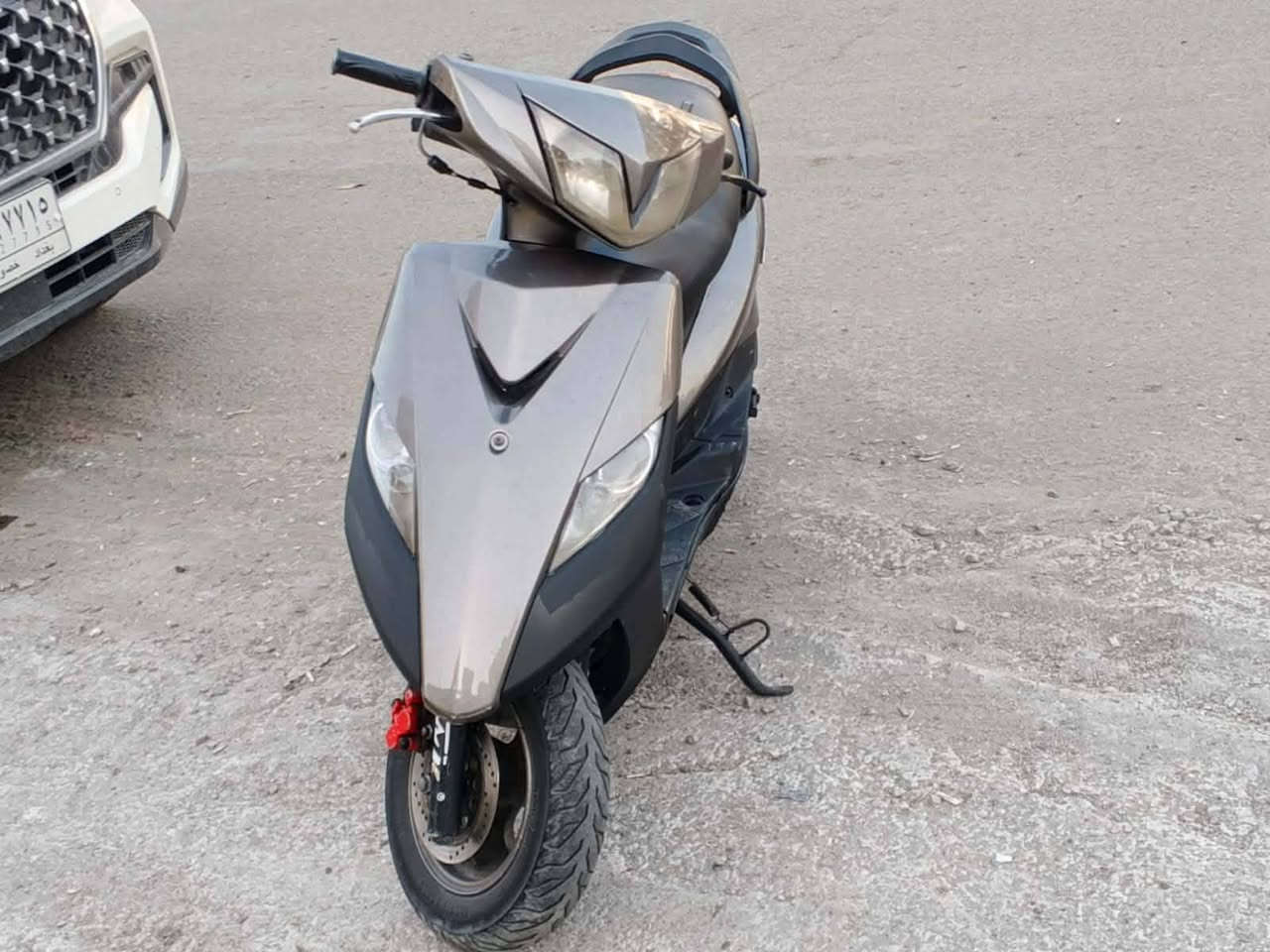 سلام عليكم دراجه ماكس ثعلب بلادي نكره سلف كهرباء شغلات دشبول شغال سلف هندر دراجه بركيات عل طخه كلها شغاله دراجه قفل جنطه ستيرن شغال 600قفل مكاني  الدوره ***********
