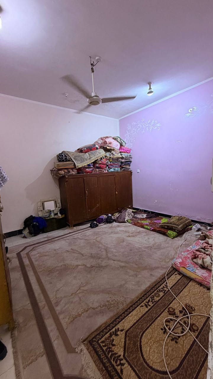 🏡 دار للبيع في حي النفط 🏡
المساحة 200م طابو زراعي 
تاريخ البناء 2015 
غرفة نوم عدد 3 🛌 صالة 🛋 استقبال 🪑 مطبخ 🍱 صحيات عدد 2 🛁
(اڪـتب تـمّ يـصلـك الـسـعـر أو مـراجعـة مـكـتب الـمـسـتـشـار)
📞 للاستفسار اكثر:
*********** 
***********

📍 عنوان المكتب: شارع حي المعلمين، قرب مستشفى الصادق الأهلي، مقابل مطعم شام.
