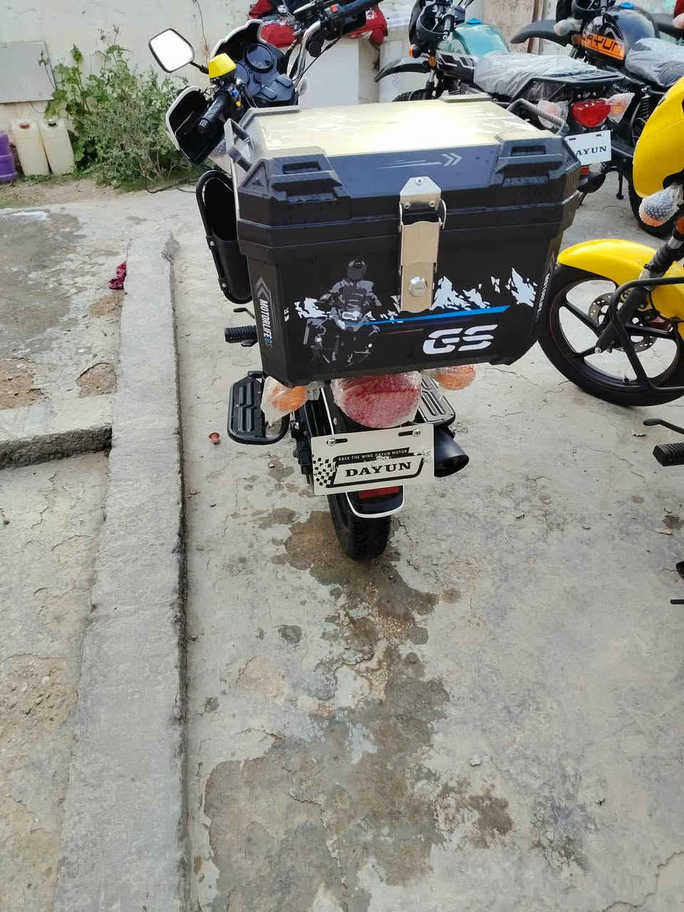 السلام عليكم
دراجات دايون جبلي كلاسلك زيرو للبيع 
مكاني حله مركز
***********
