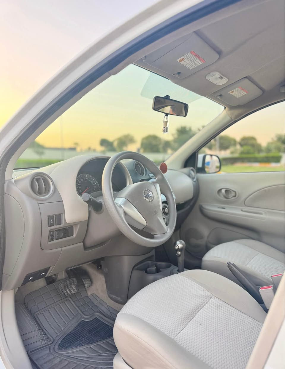 نيسان  ميكرا  ٢٠٢٠  
رةقةم  سةنةوي  ژينگة  هةمووي  نووية  
بئ  سبوغة  دو جي  تةعديلي  هةية 
سةيارةكة  زؤر  نخاوين  و  بئ  مةسرةفة
*********** أربيل, العراق

