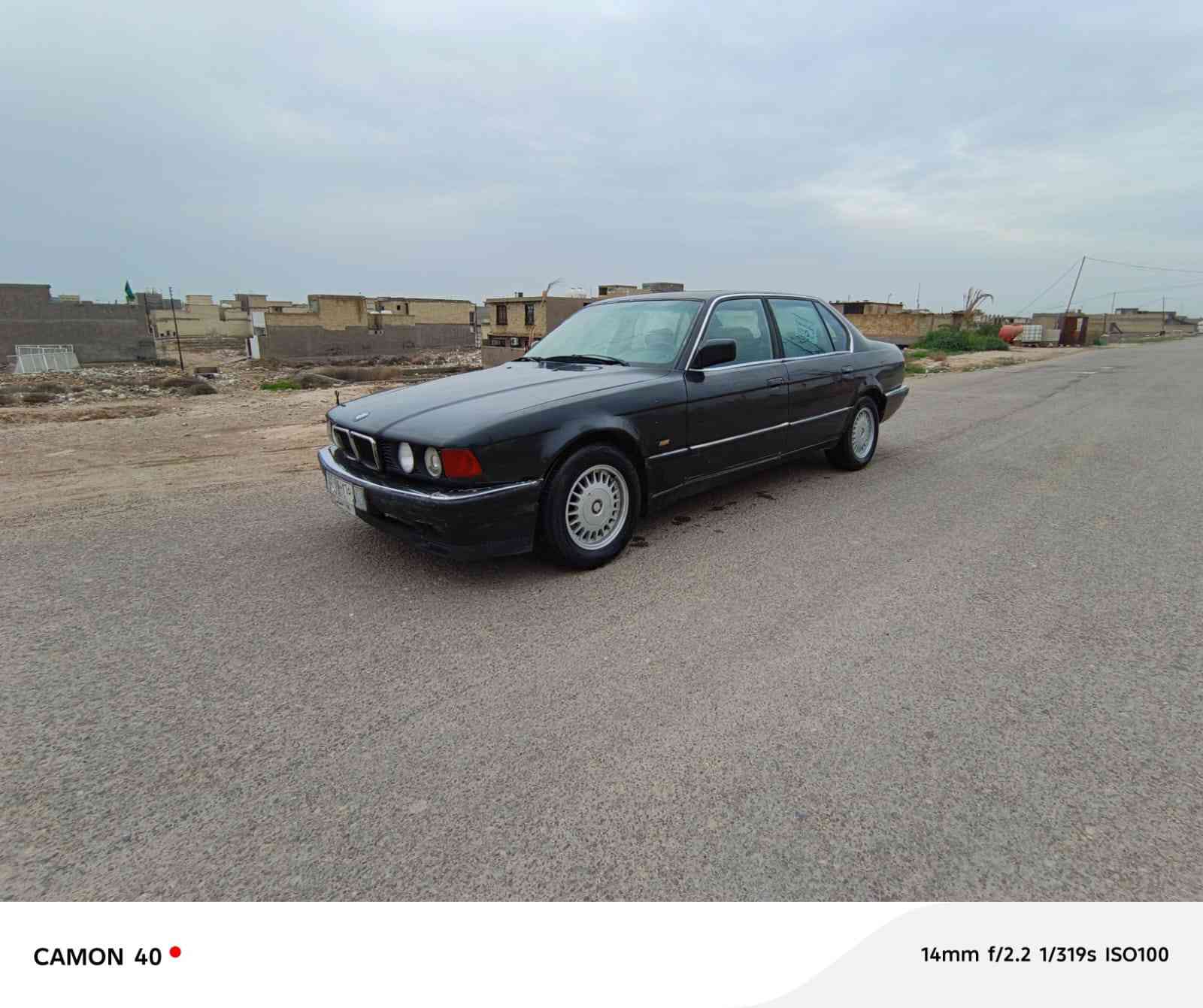 للبيع بي إم رقم بغداد حجم 735 موديل 91تلفون *********** سعر 45$  مكاني بغداد سياره مكفوله من ضربه وتبديل والخياس محرك وكير مكفول حداده خلفي  امامي جديد   دبلات جديدة دواخل جلد كشن كهربأء بطاين نظيفه دبل جكمجه دبل ايرباك فتحه سلايد وارد الماني إطارات نضيفه كهربائيات كلهه شغاله بجم عريض
