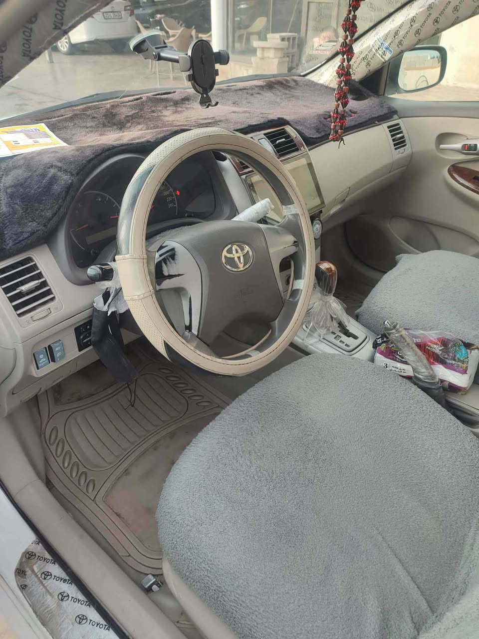 کڕۆلا💯
2008شکڵی گۆڕاوە بۆ2013
تەنها سەنەوی بەسەر چووە
ماباقی بێمەسرەفە
زۆر لۆک ماوەتەوە
سعری
قفڵی100$
***********
