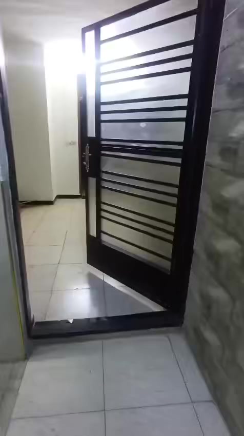 🔥 شقة جديدة للإيجار – زيونة محلة 712 🔥

شقة طابق أول نظيفة ومودرن ✨
تتكون من:
▪️ صالة مريحة
▪️ مطبخ معزول
▪️ غرفة نوم
▪️ حمام

📍 الموقع: زيونة – محلة 712
💰 الإيجار الشهري: 700 ألف فقط

فرصة مناسبة للسكن الهادئ والموقع المميز 👌

📞 للحجز والاستفسار:
***********
مصطفى الشمري
