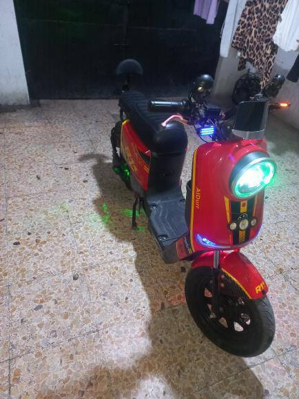 سلام عليكم شباب مستعجل علا لبي
دراجه ار11 جديده كلش تجب وشوف 

بطاريات 33 جدد ملف 2000

ومزوده مدكر رياضي وزنون بومه جدد

يدات بريك رياضيات وبيهن دبل اشاير

العنوان البصره قبله حي جامعه  لتواصل رقم *********** يوجد واتساب
