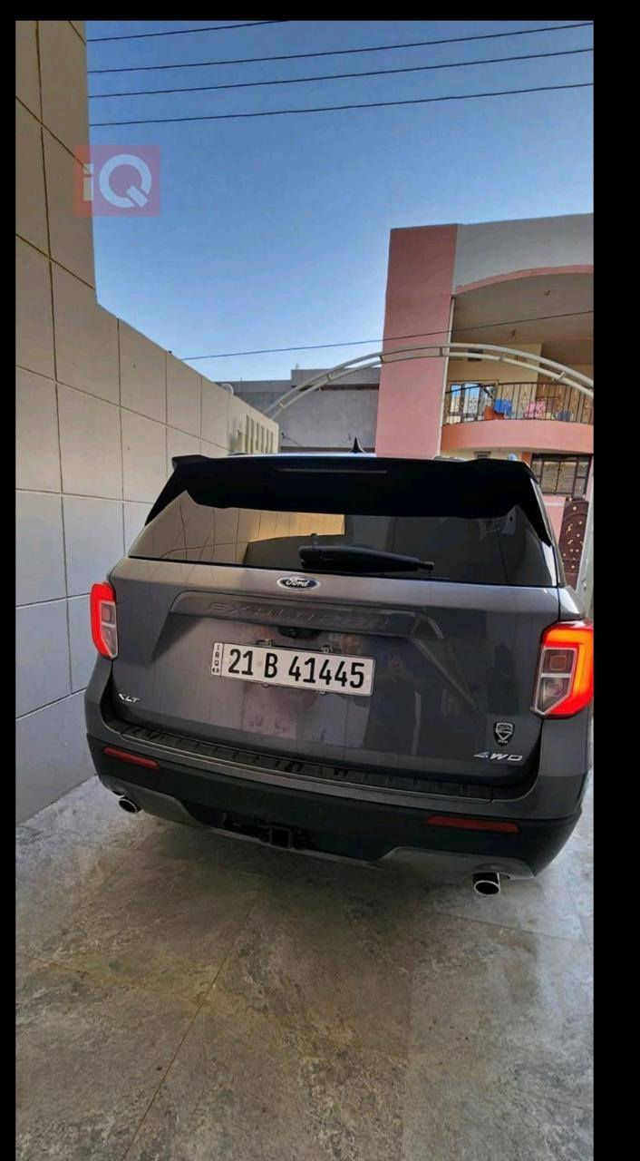 فورد اكسبلور موديل 2021 
فول مواصفات فورويل 
xlt 
حجم المحرك 4 سلندر توربو(2.3L)

عداد المسافة 123000كيلو
كوشنات   VIP  عدد المقاعد 7
كود ابواب
بصمة تشغيل
بصمة ابواب
تشغيل عن بعد (Remote Start)
صندوق شفط كهربائي  
فتحة سقف بانوراما 
كشنات جلد
كشنات تدفئة
استيرن تدفئة
رادار أمامي(تحديد مسار)
رادار جانبي (نقاط عمياء)
رادار خلفي(تحذير من الاصطدام)
حساسات خلفية+ كاميرا
كير ماوس
اوتو هولد Auto hold
أوتو ستارت Auto start
أوتو ستوب Auto Stop
هاند بريك بصمة
تبريد مركزي 
شاشة كبيرة لمس 
‏Apple Car Play
‏Android Auto
تحكم وضعيات القيادة (Drive Modes)
مانع انزلاق+ABS
تحكمات استيرن
منافذ USB+AUX
للأستفسار ***********
