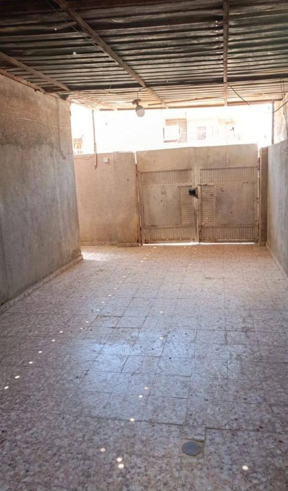 بيت  ابيع جزء منه واجهه البيت 8 م النزال 6.25 م مساحه 50 م
بغداد البلديات شارع الكهرباء منطقه شريط البلديات
البيت موقعه ركن تتوفر فيه خدمات كهرباء وماء ومجاري المنطقه مشموله بمعامله تطويب شارع عريض اكثر من 10 م والسعر تواصل ع الرقم ***********
