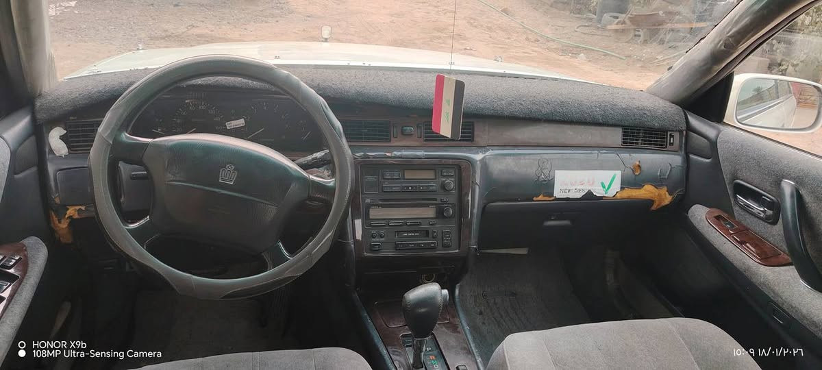 السلام عليكم راس الثور فلات مديل ١٩٩٥ مكفوله من الگص والنقل الجثه والاصوليات السياره رقمها انبار مشروع وطني بأسمي انا بيها ضربه بالچاملق الخلفي جها العبري تبريد شغال كهربائيات شغاله السعر ٨٥ وبيها مجال بسيط حگ الجيه العنوان البصره رقم الهاتف ***********
