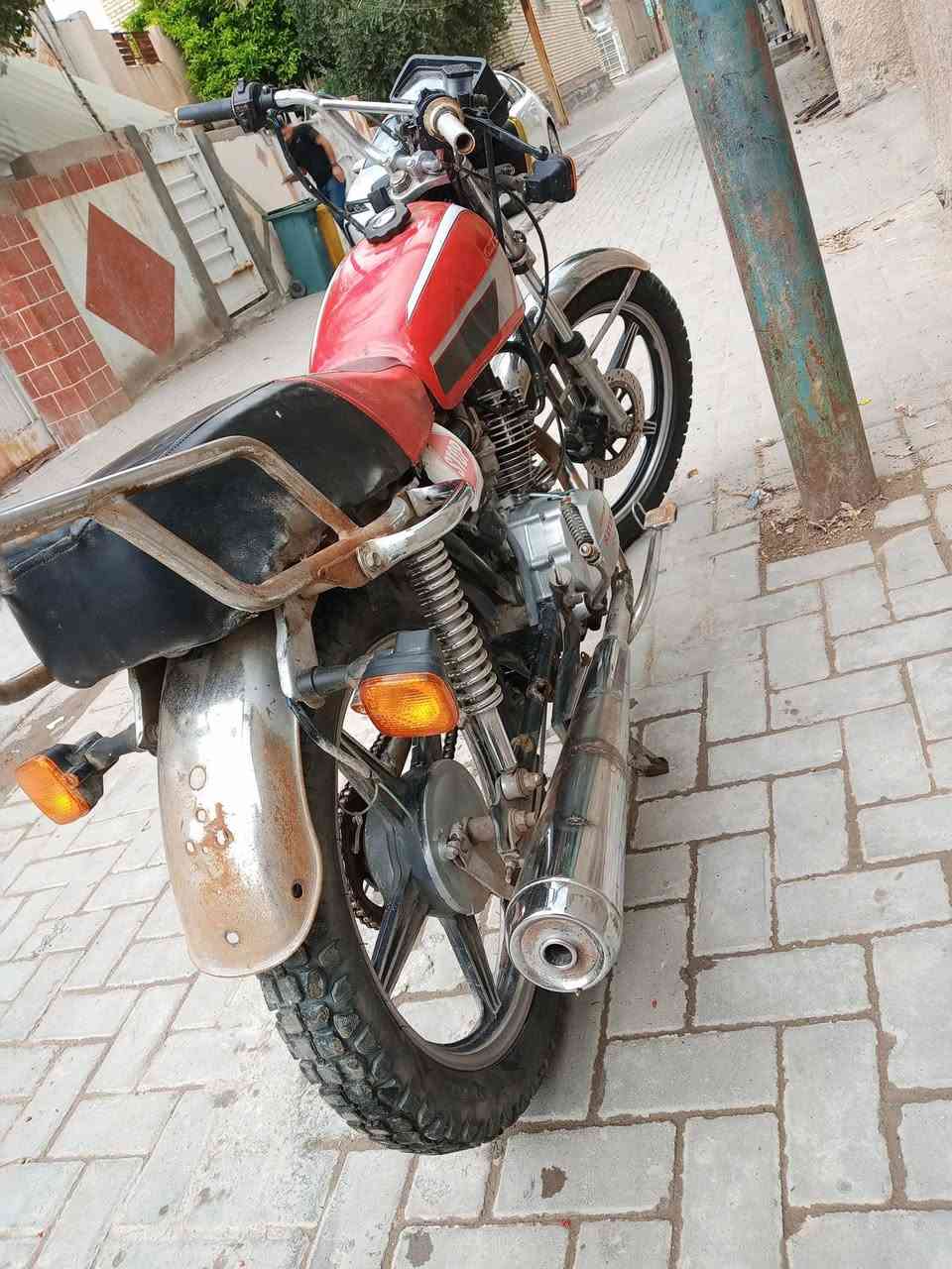 سلام عليكم ايرانيه سيفان ٥ كير موديل ٢٠ دراجه شغاله خير من الله سلف شغال كهرباءيات شغله محركه لا تنقيص وله تبخير زوج تايرات بل جيس شادهن دراجه مال عيشه سعره 275 وبيها مجال بصيط مكاني بغداد لبياع ‏‪***********‬‏رقمي
