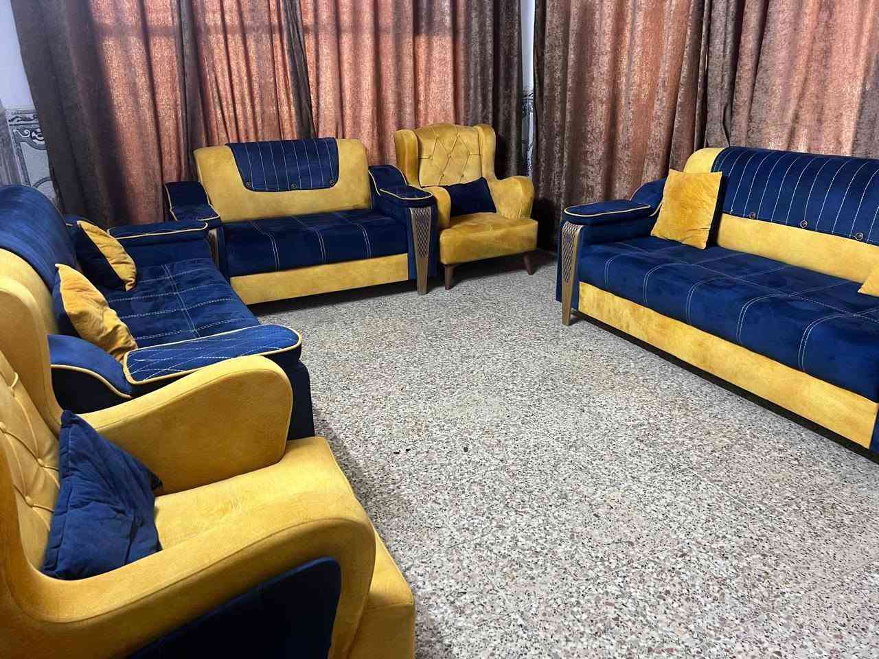 اثاث بيت للبيع تخم عدد 2 نظيفات 100% وغرفه نوم تركي درجه اولى
***********
