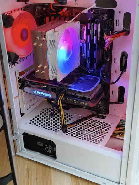 السلام عليكم
كيس گيمنك مستعمل نظيف بكرت RTX 4060 للبيع مواصفات قوية
المواصفات :
💠CPU: Zotac Gaming RTX 4060 8G OC Spider edition 
💠M.B: Gigabyte B460 ATX
💠CPU: Core i5 10400f 6C 12Thr 4.3GHz
💠Cooler: Mass Air cooler 120mm جديد
💠Storge: SSD256GB + HDD640GB
💠RAM: 16GB 8x2 GB 3200MHz
💠P.s: CoolerMaster 500w
💠Case: Mass 5xfan RGB
5 مراوح تحكم دكمة بالكيس

💲السعر 835 الف مع ضمان اسبوع بشرط عندك UPS وتربطة ع حاسبة علمود تحمي القطع من الكهرباء

بغداد مدينة الصدر قطاع 23
يوجد توصيل
 واتس ***********
 اتصال ***********
