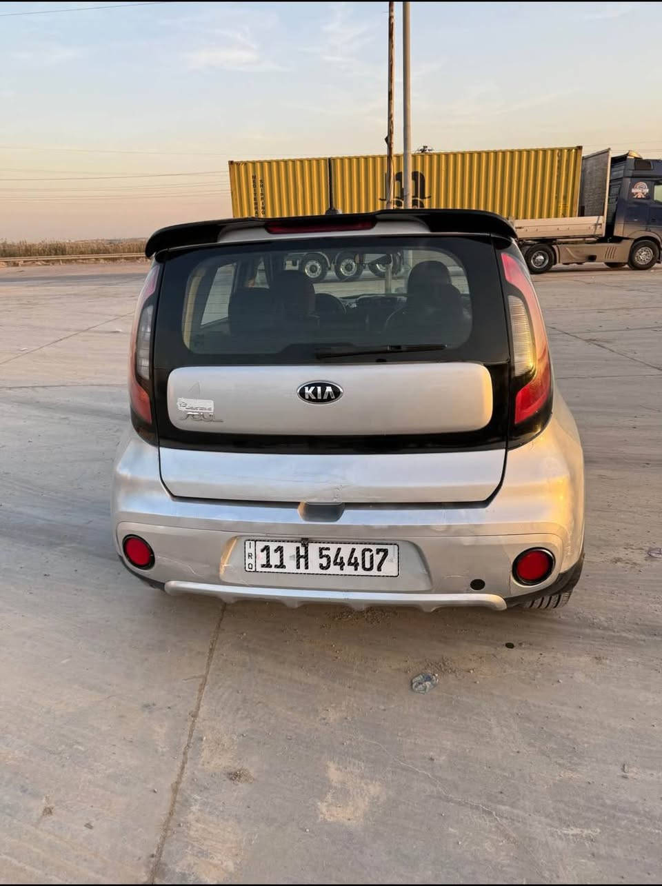 كيا صول موديل ٢٠١٨ رقم بغداد باسمي 
مكينة وكير مكفولات وصدر تبريد جديد 
وارد أمريكي ضرره جاملغ خلفي صبغ 
وبيه جاملغ امامي وبنبدا تبديل بدون صبغ
السيارة جاهزه بدون نقص 
السعر ١١٠


**إذا كنت صاحب هذا الإعلان وتريد حذفه لأي سبب، رجاءا أرسل رسالة إلى الدعم الفني**